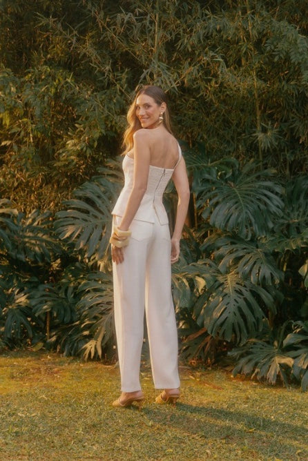 Conjunto Blusa Um Ombro + Calça Alfaiataria